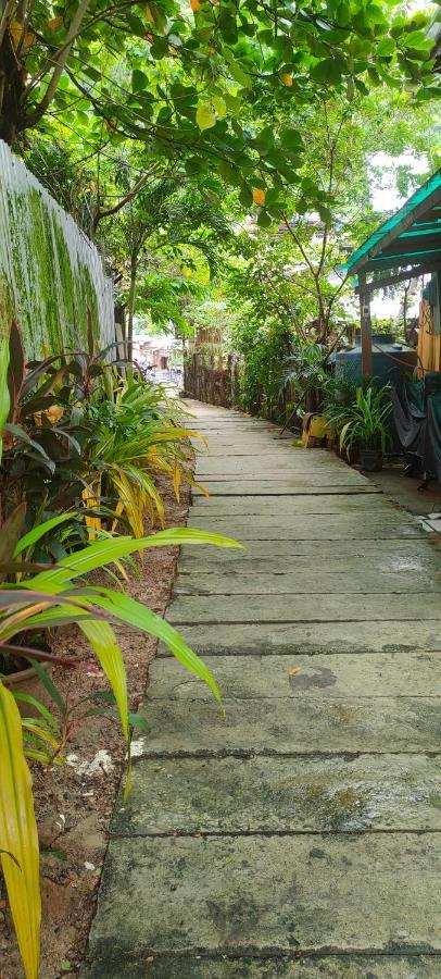 Mam Olson Pensionne House El Nido Buitenkant foto