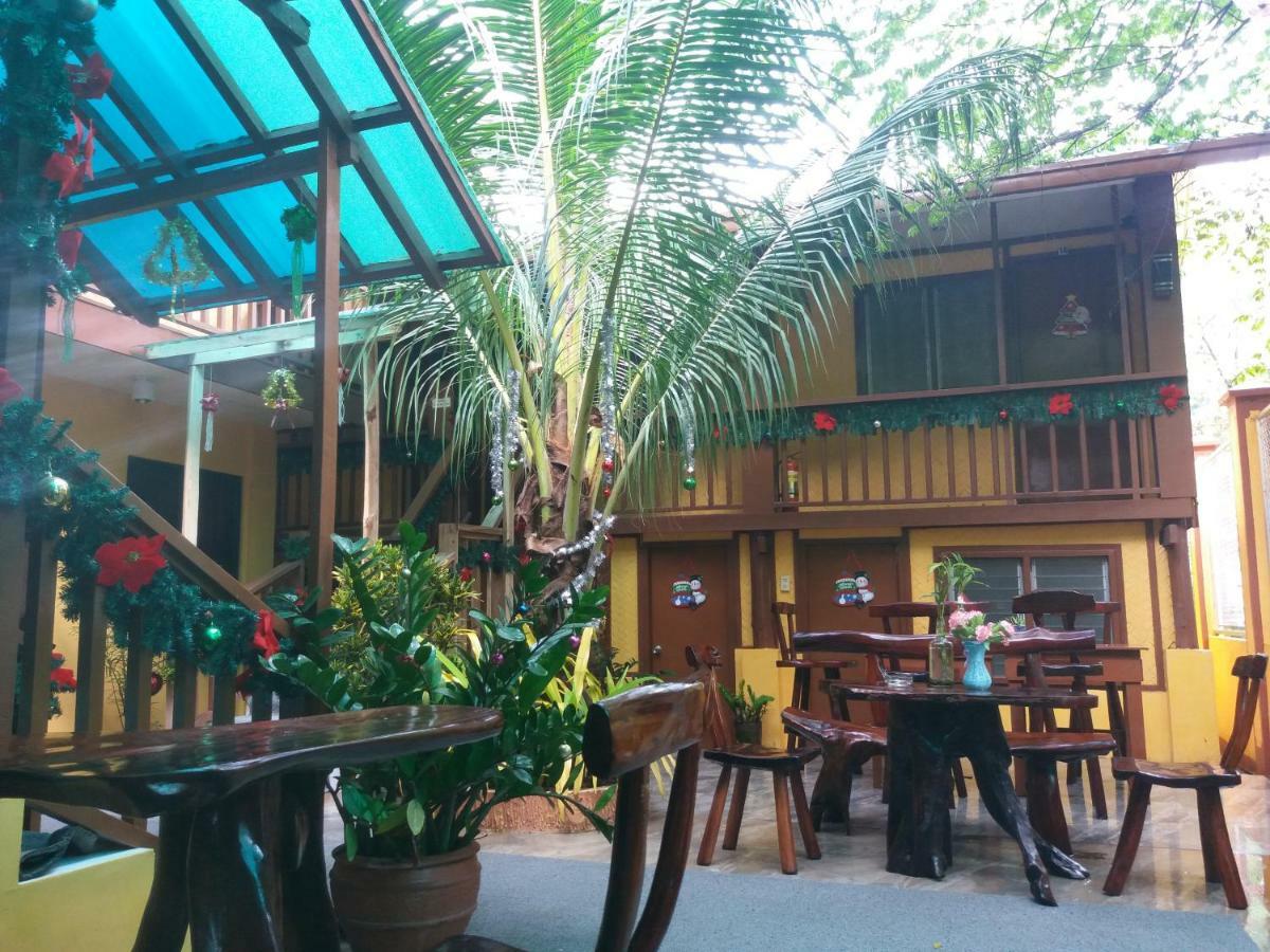 Mam Olson Pensionne House El Nido Buitenkant foto